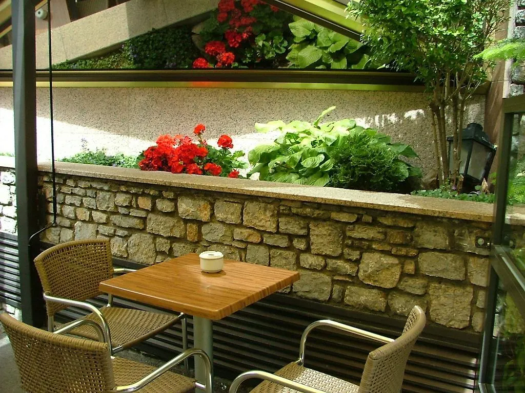 Aparthotel El Serch Andorra la Vella